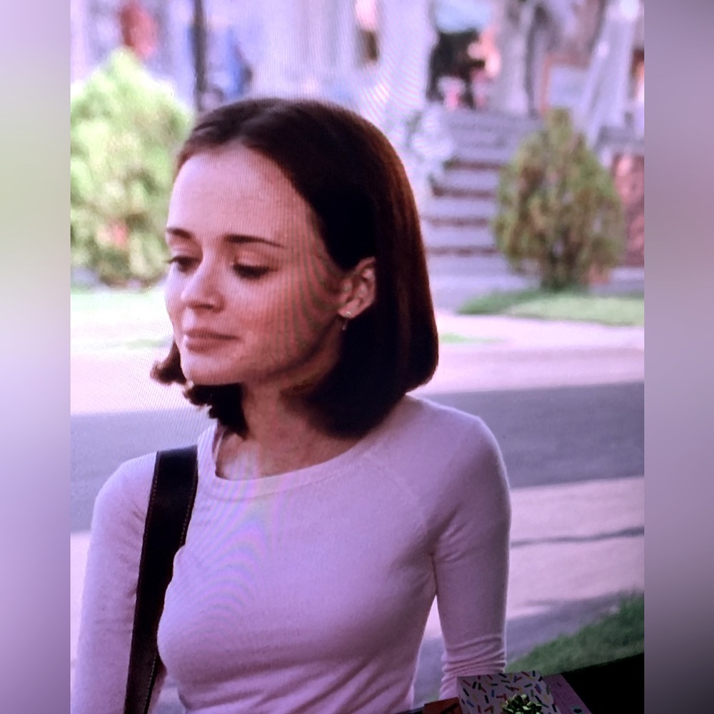 Pink Sweater ASO Rory Gilmore - Picture 8 of 8